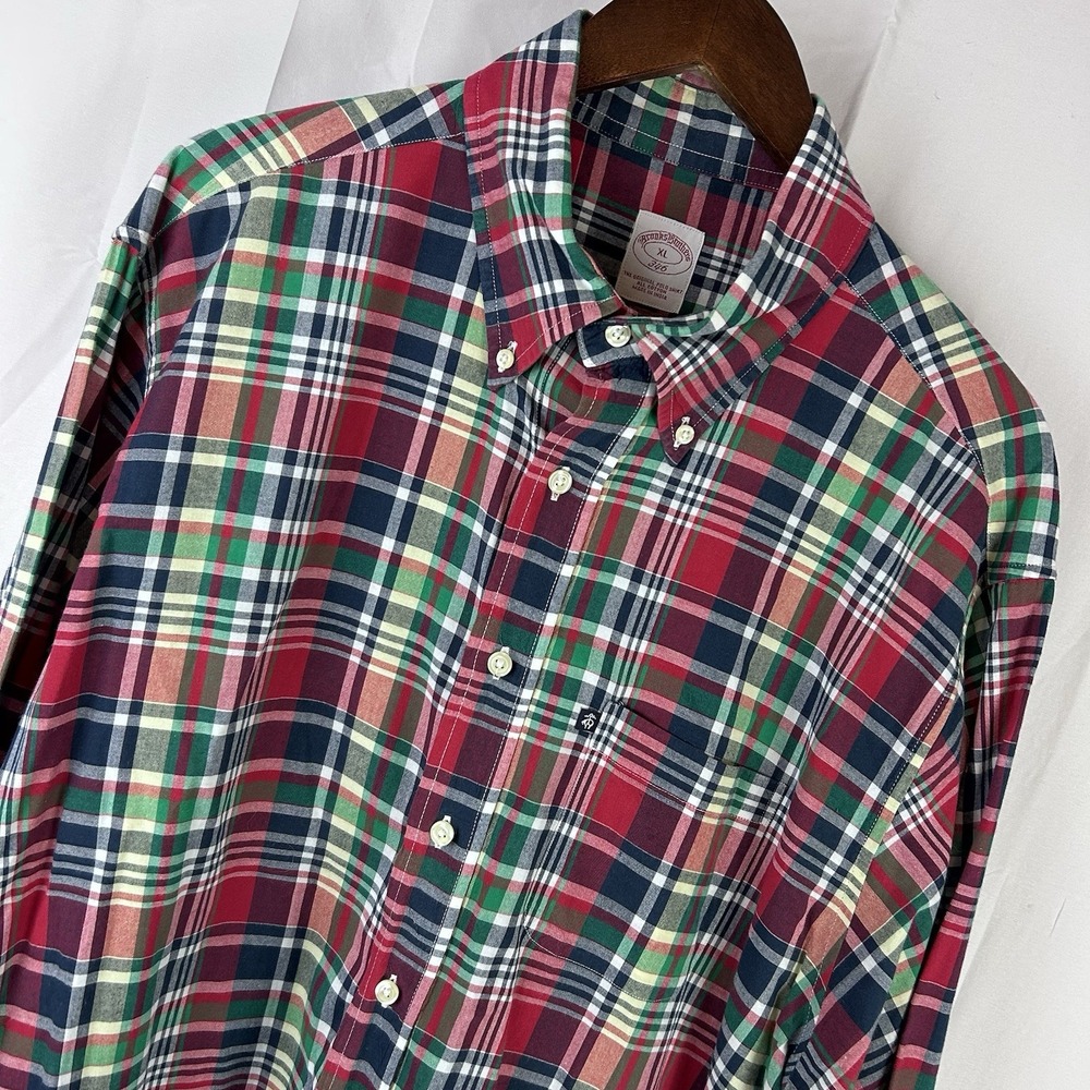 Brooks Brothers 346 Men's XL Shirt Button Up Long Sleeve‎ Red Blue Green Plaid